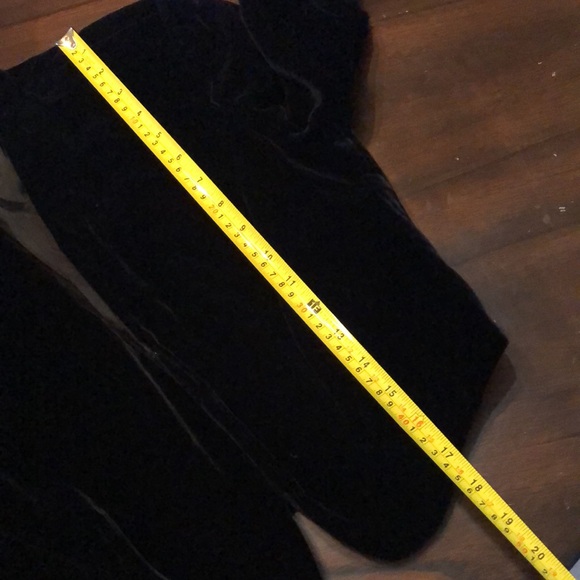 ⭐️Cache Classic velvet lined long sleeve elegant dress up or down cropped jacket - Picture 8 of 9